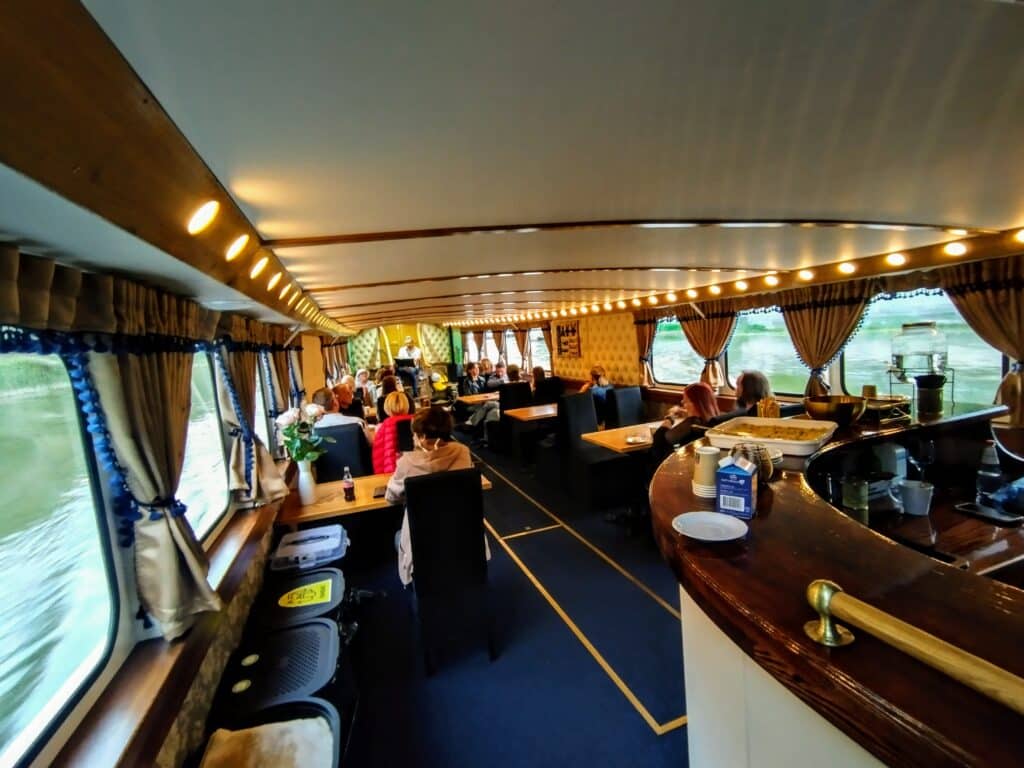 laevasoidud-peipsi-jarvele-ajaloolisel-laeval-arabella-i-006-visit-estonia