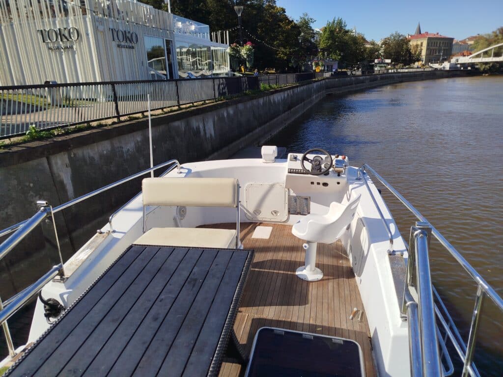 laevasoit-emajoel-ning-peipsi-ja-vortsjarvel-003-visit-estonia