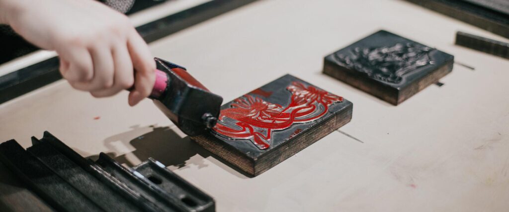 linocut-typa-2-visit-estonia