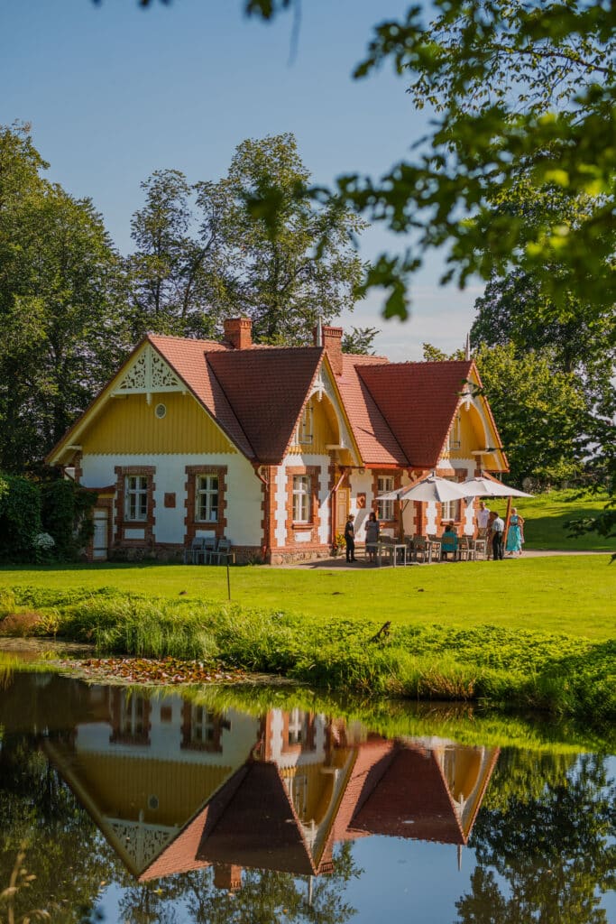 luke-mois-ja-moisapark-013-visit-estonia