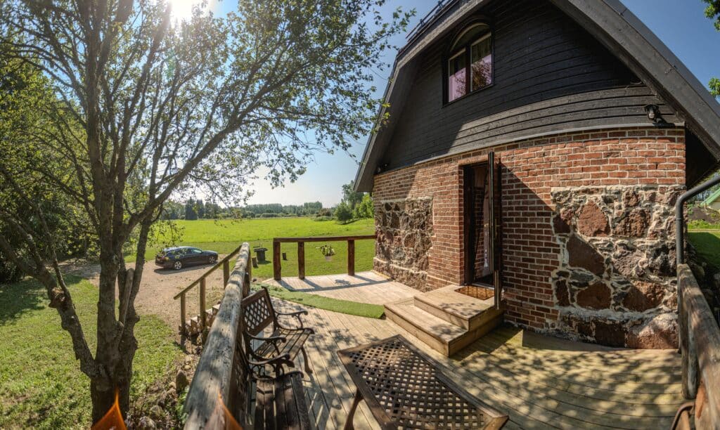 majutus-tedrekula-kuivati-puhkemajas-015-visit-estonia