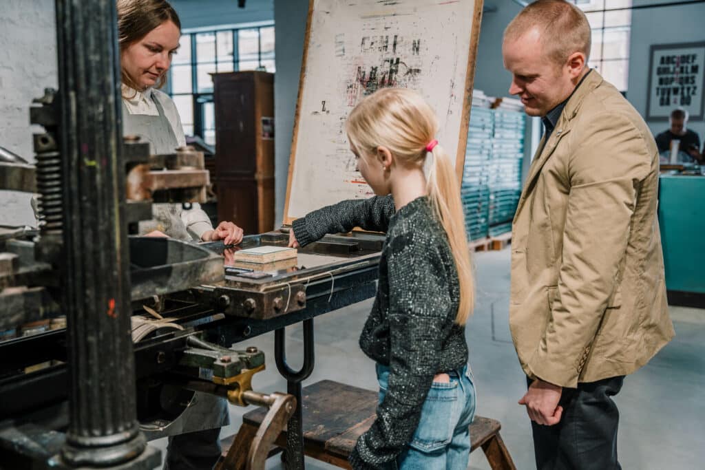 markmikutootuba-typas-006-visit-estonia