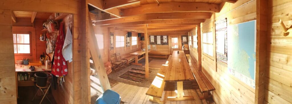 raft-house-rental-river-nature-visit-tartu-visit-estonia-1