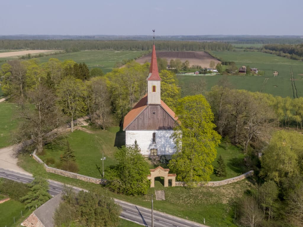 rannu-park-ja-moisahooned-007-visit-estonia