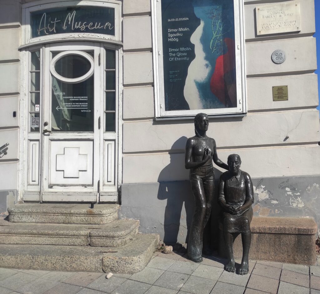 skulptuur-maanaised-006-visit-estonia-1