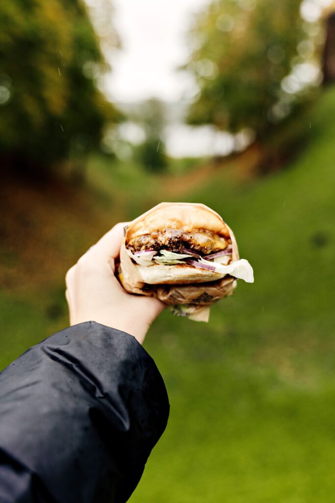 smash-stiilis-kasitooburgerid-002-visit-estonia