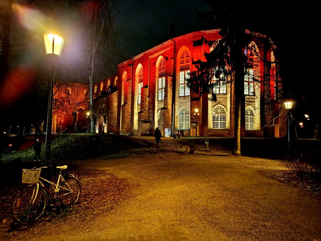 soolotuur-giidiga-tartu-vanalinnas-011-visit-estonia