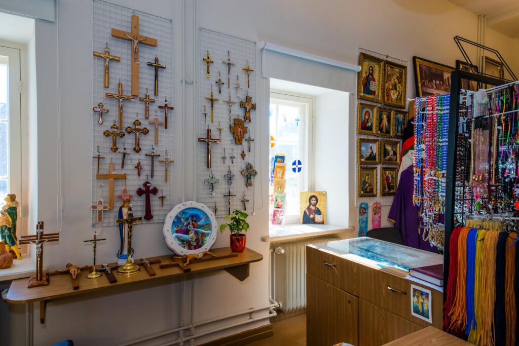 st-paulus-book-shop-visit-tartu-visitestonia-architectute-literature-3_