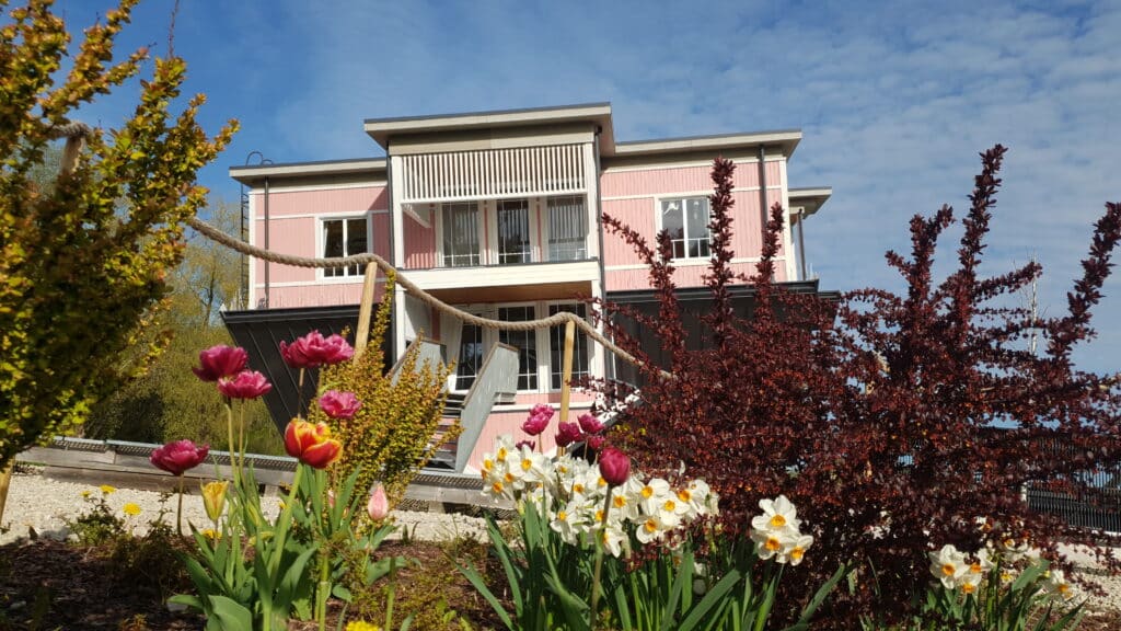 tagurpidi-maja-018-visit-estonia