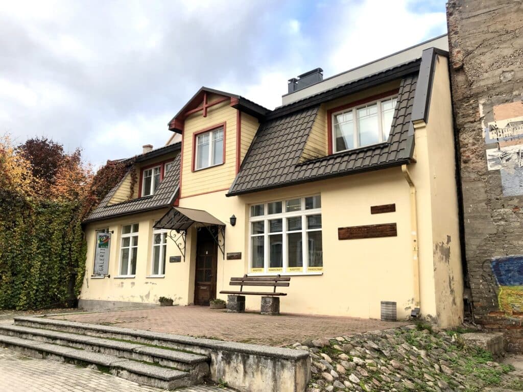 tartu-kasitoopood-varalaegas-005-visit-estonia