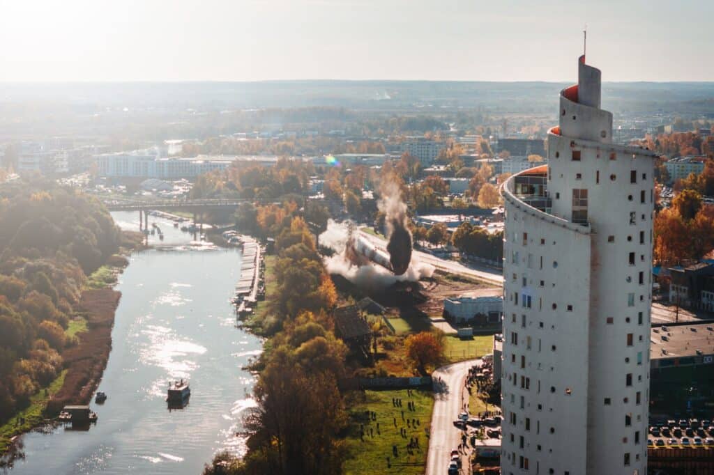 Edited with Lens Distortions v6.9.0