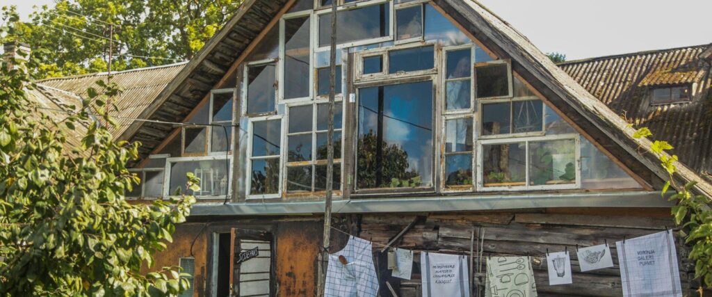 voronja-galerii-visit-lake-peipus-visit-onionroute-visit-tartu-visit-estonia