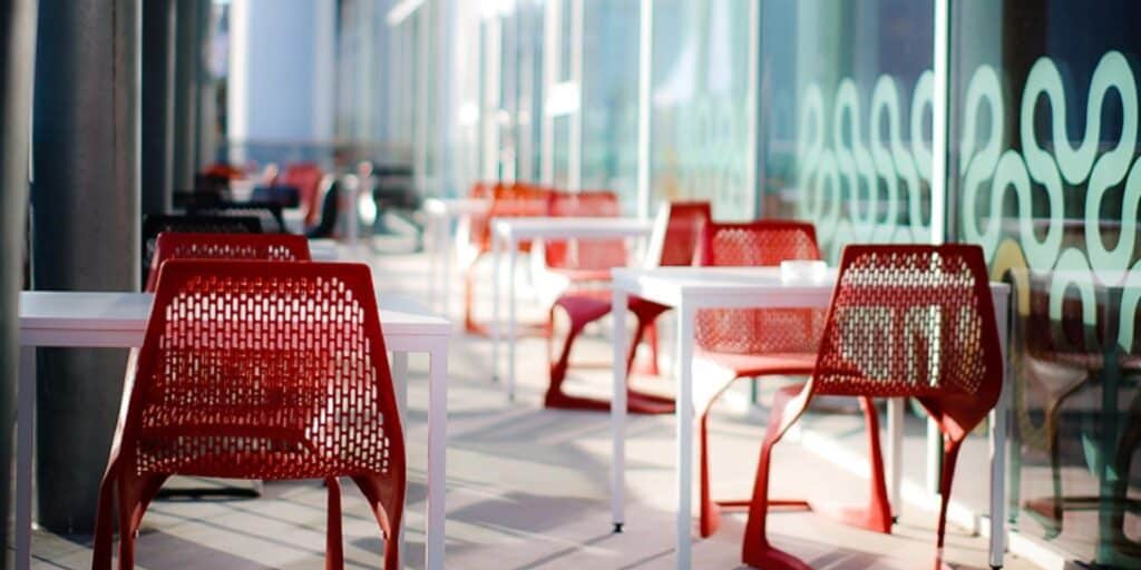 Kohvik-newton-terrass