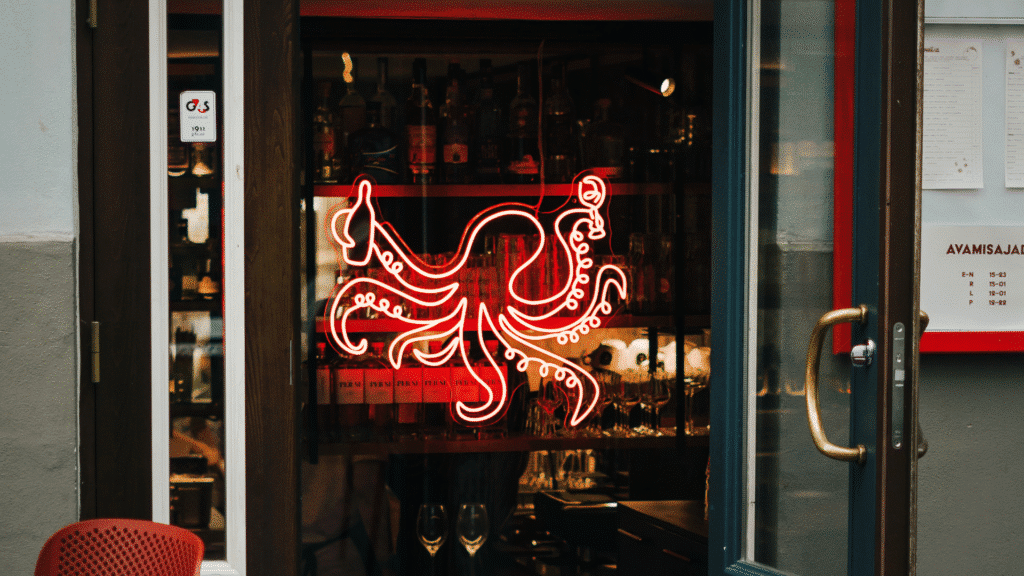 bar-parallel-004-visit-estonia