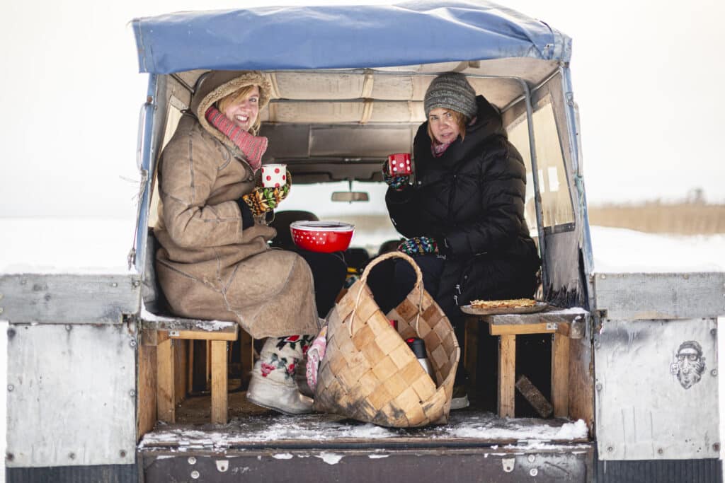 ehedate-elamustega-talvine-giidituur-avasta-sibulatee-seigeldes-006-visit-estonia