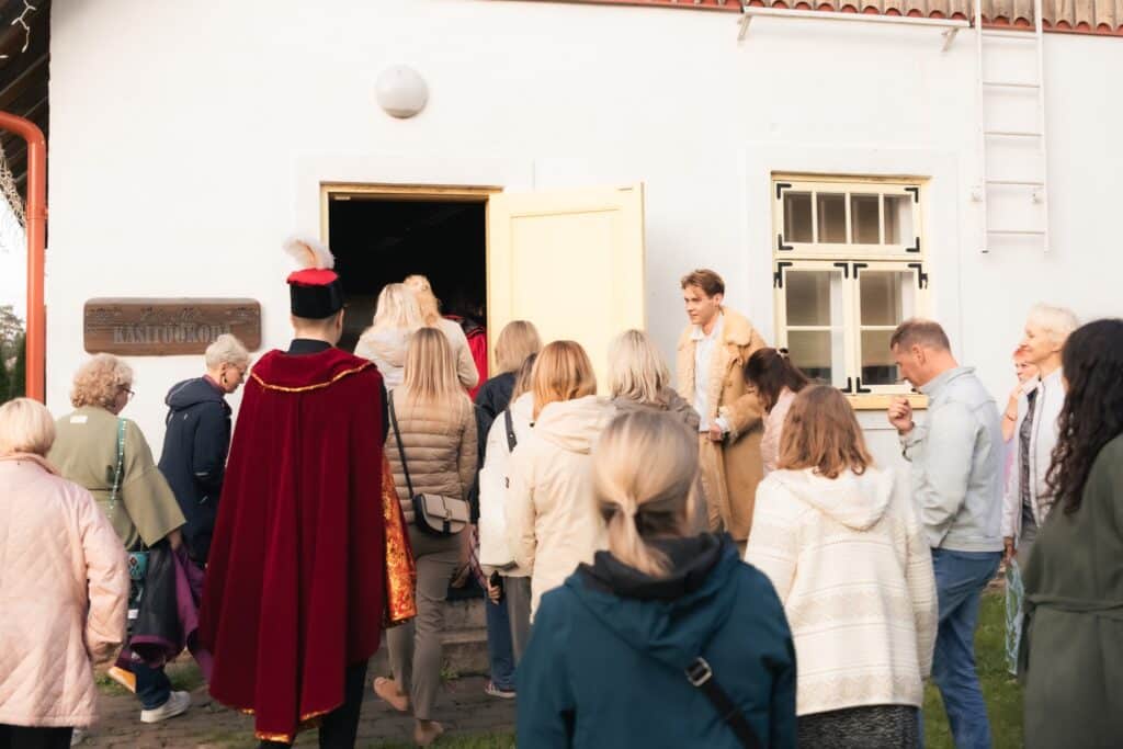 ekskursioon-luke-moisas-ja-pargis-007-visit-estonia