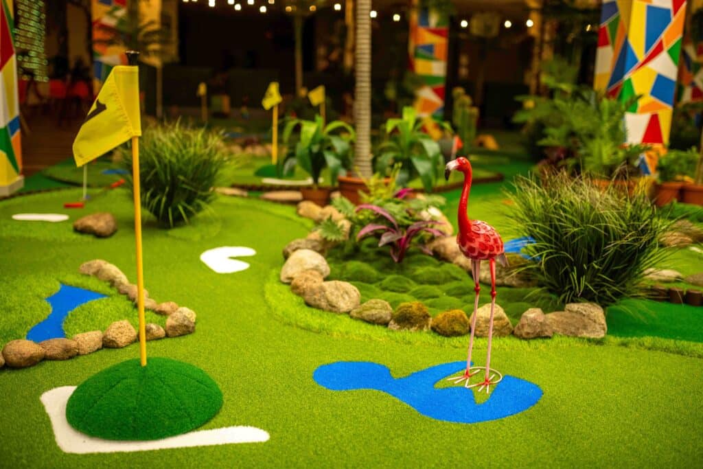 minigolf-rio-eesti-suurim-interaktiivne-led-porandamang-batuudiala-puldiautode-rada-peoruumid-003-visit-estonia