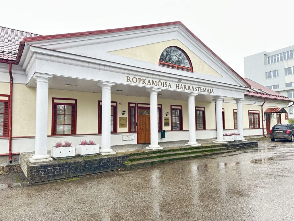 ropka-mois-008-visit-estonia