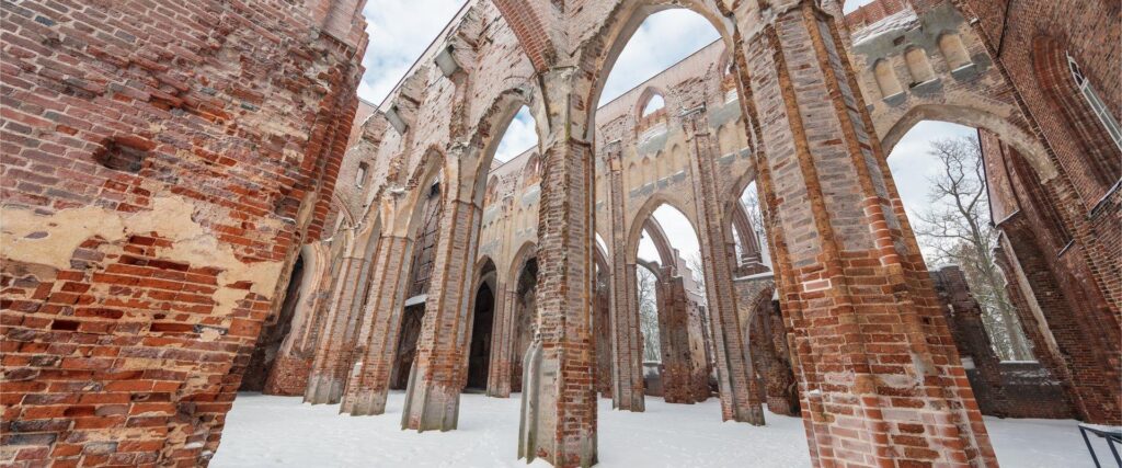 tartu-cathedral-ruins-university-of-tartu-museum-visit-tartu