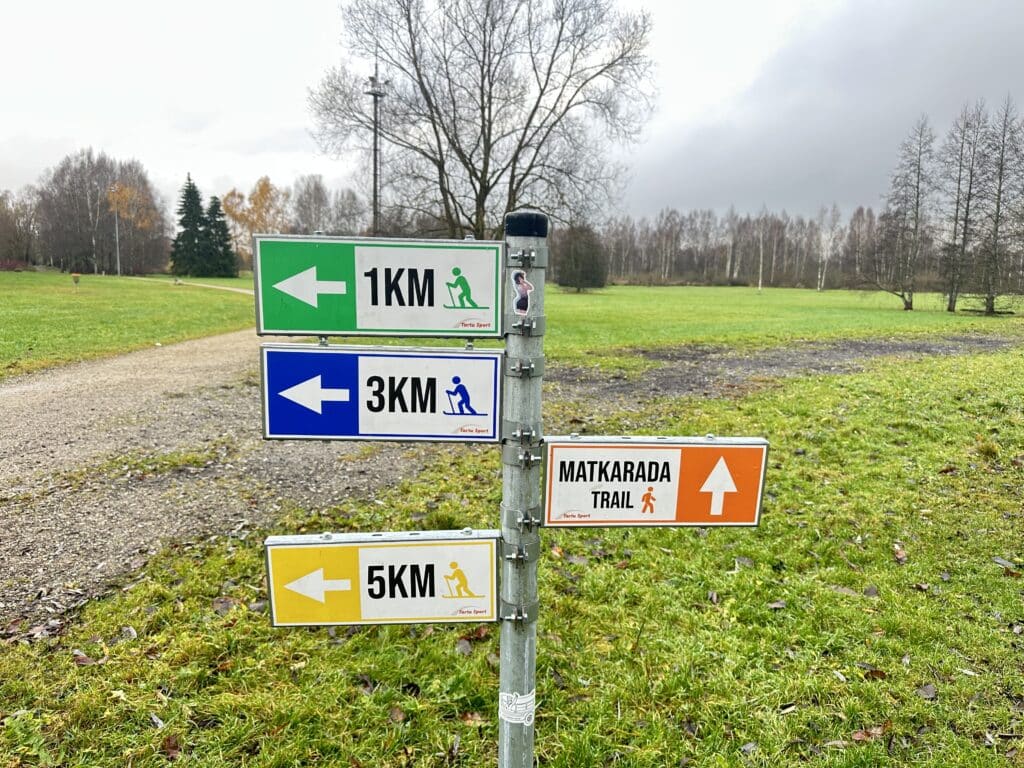 tartu-tahtvere-dendro-discgolfi-park-006-visit-estonia