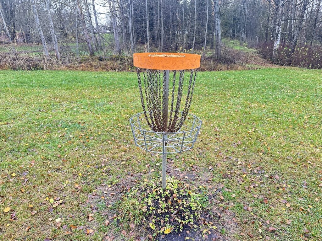 tartu-tahtvere-dendro-discgolfi-park-007-visit-estonia