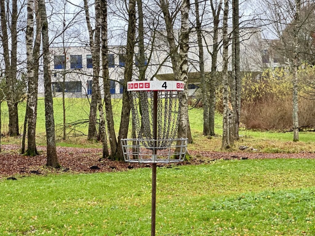 tartu-tahtvere-dendro-discgolfi-park-009-visit-estonia