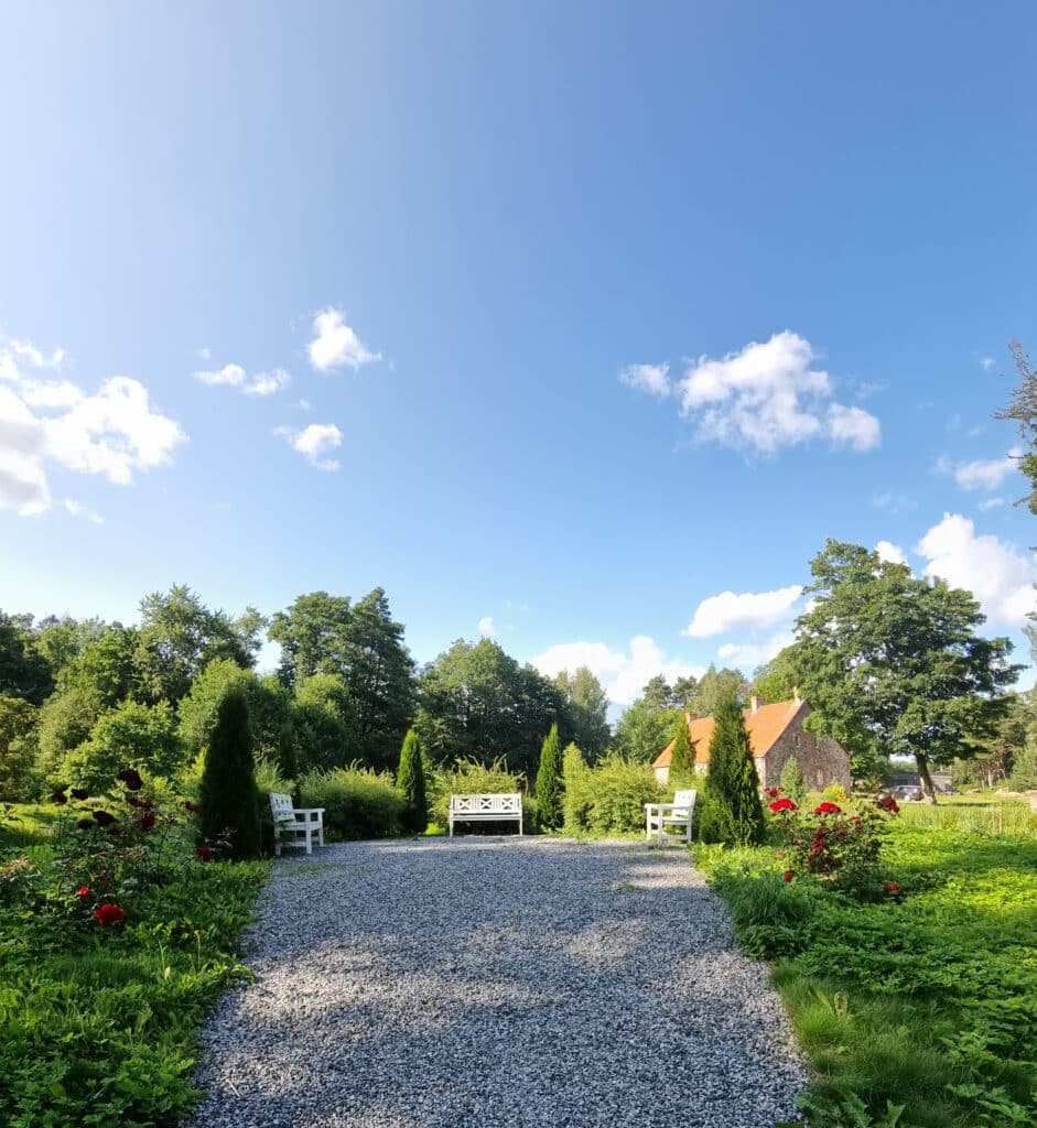 alatskivi-park-008-visit-estonia