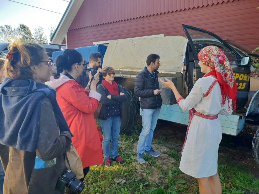 jalgsimatk-peipsiaare-vanausuliste-kulades-005-visit-estonia