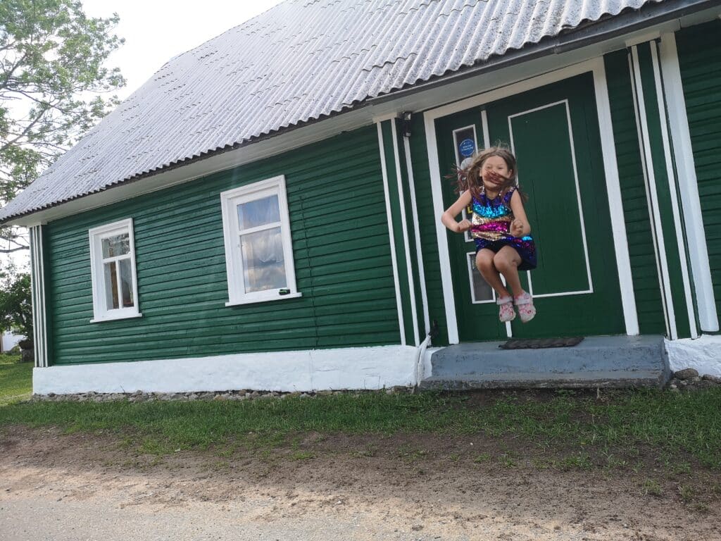 jalgsimatk-peipsiaare-vanausuliste-kulades-006-visit-estonia