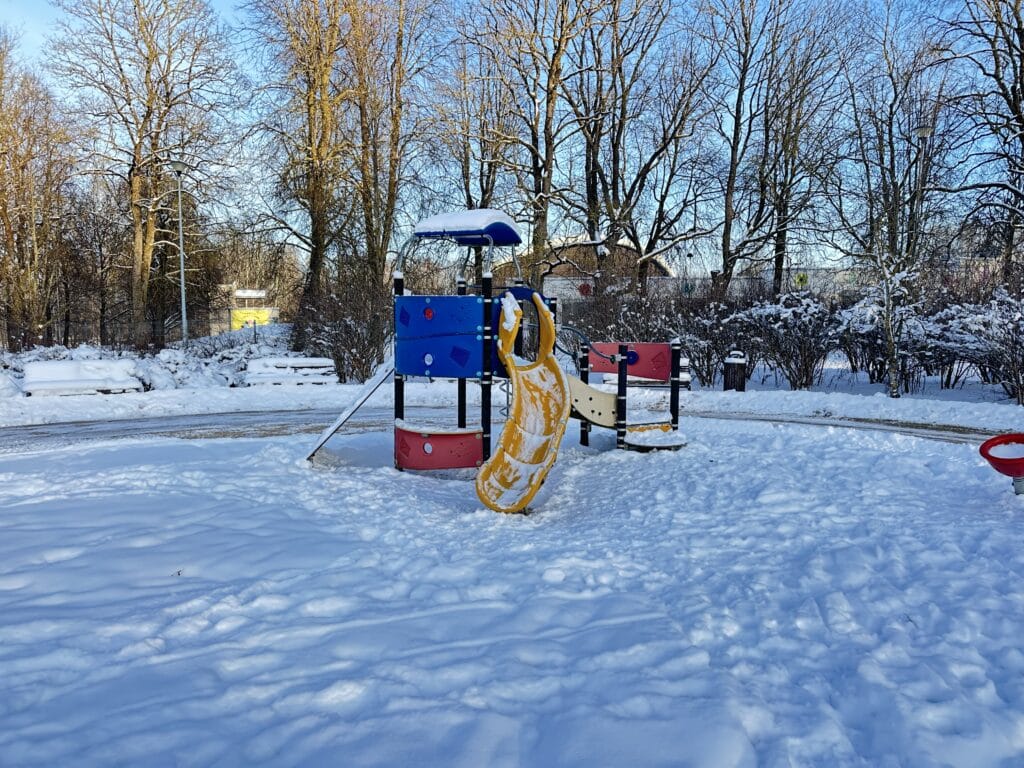 tahtvere-puhkepargi-talispordi-rajad-012-visit-estonia