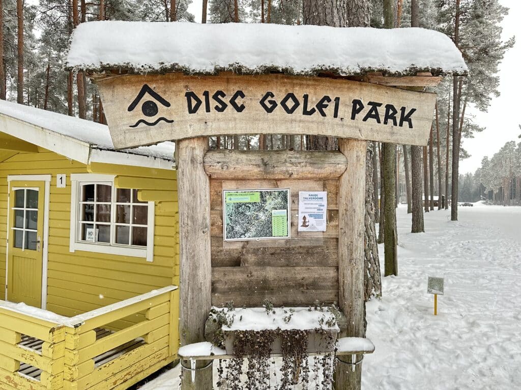 tartumaa-tervisespordikeskuse-disc-golfi-park-011-visit-estonia
