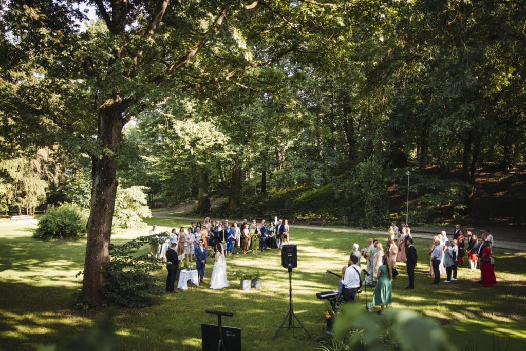 tartu-loodusmaja-park-015-visit-estonia