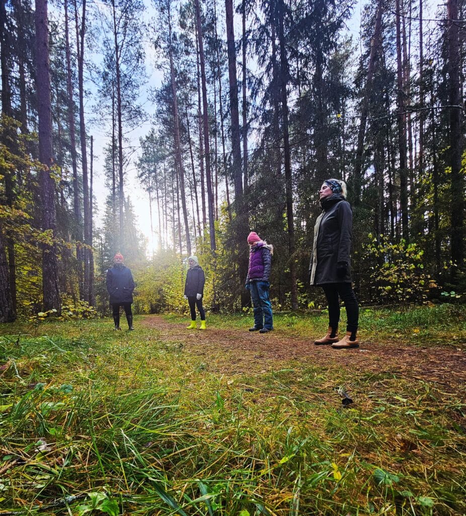 meelega-metsas-metsakumblusretked-louna-eestis-001-visit-estonia