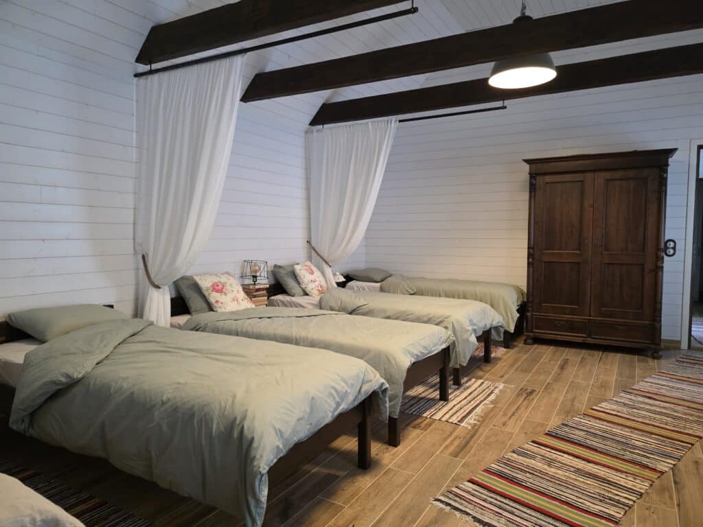 pollulille-talu-kulalistemaja-016-visit-estonia-1