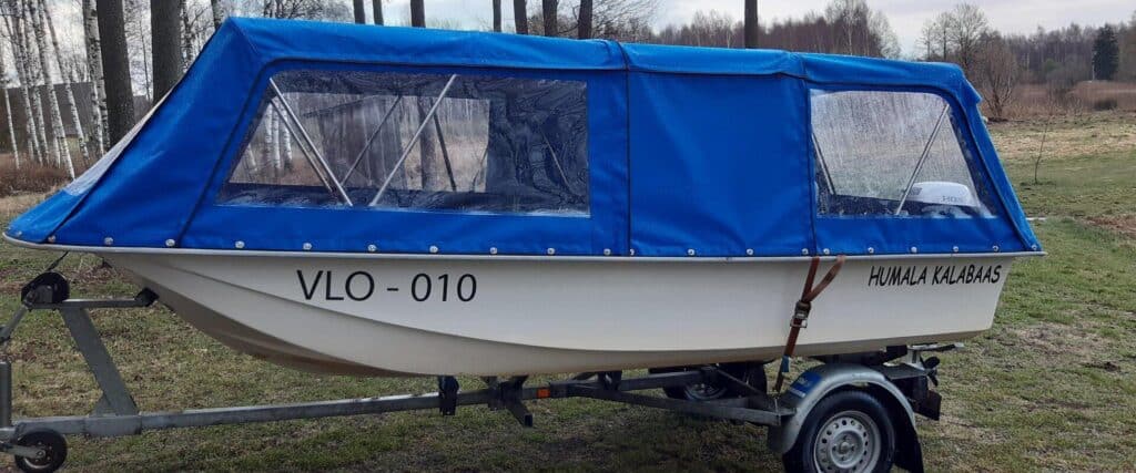 Boat trip at Emajõe Suursoo with a motor boat "Tent boat"