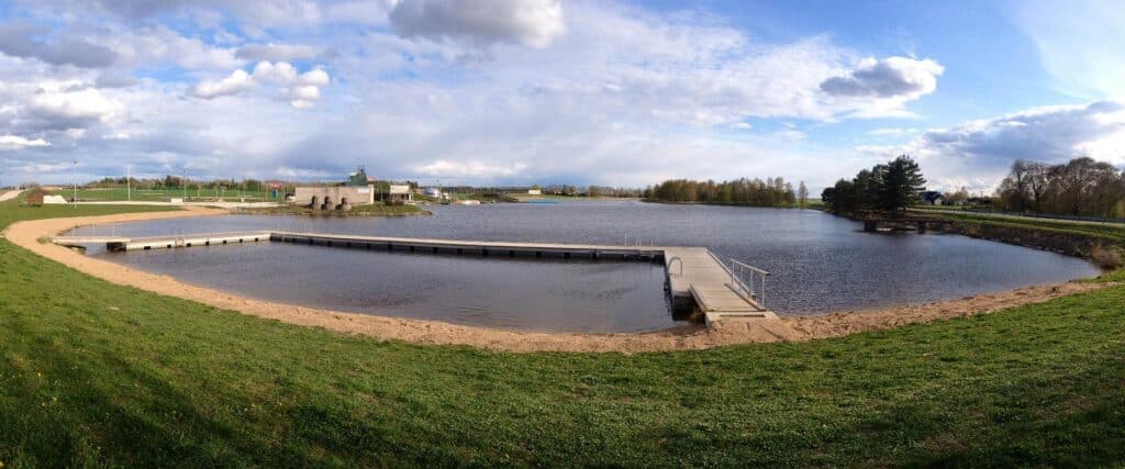 Recreation area by Rahinge reservoir