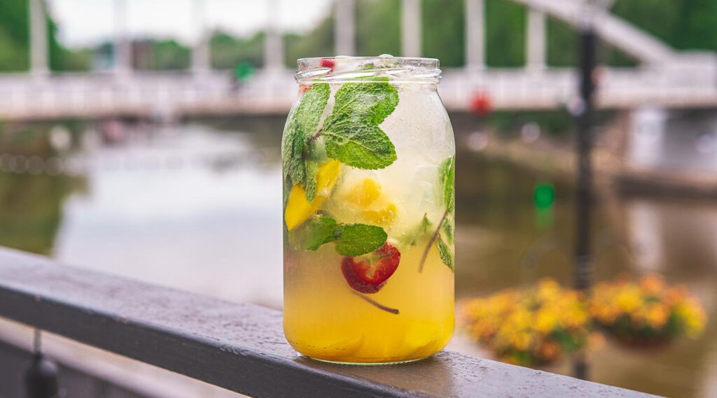 bar-cocktails-vaikekuuba-mojito-tartu-visittartu-visitestonia