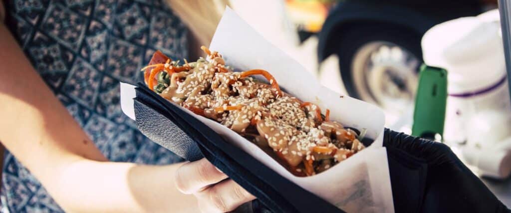 food-vaikekuuba-hotdog-mojitobar-cocktails-visittartu-visitestonia